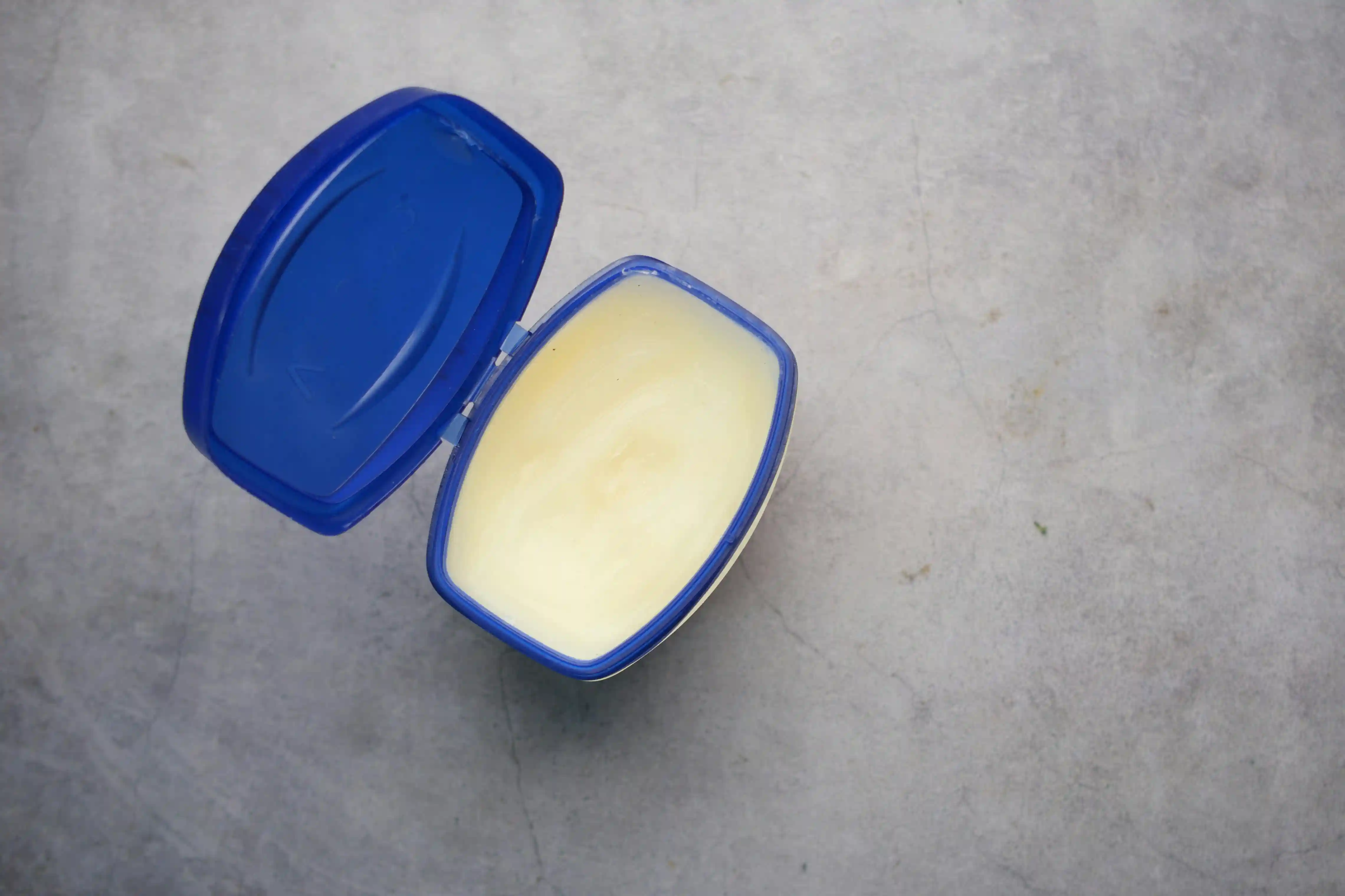 Natural Alternatives to Petroleum Jelly
